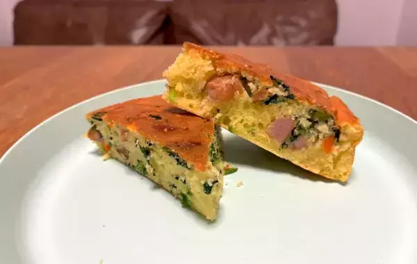 『1袋』に余った野菜を混ぜて15分　子供がパクパク食べるパンケーキが完成