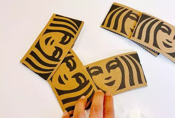 スタバのスリーブを5枚つなげて…　できたモノが「キッチンで活躍」「捨てなくてよかった」