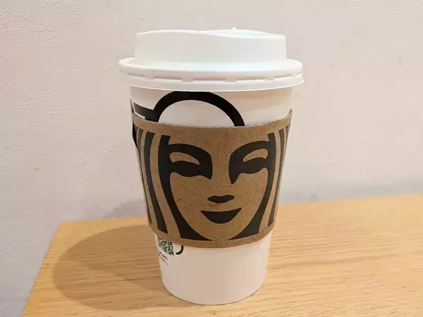 スタバのスリーブを5枚つなげて…　できたモノが「キッチンで活躍」「捨てなくてよかった」
