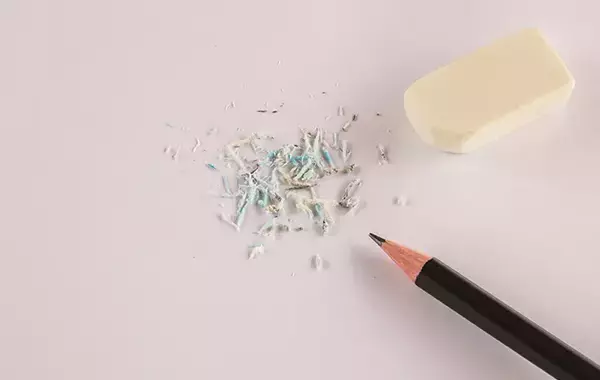 古い消しゴム、すぐに捨てるの待った！　メーカーが教える『まだ使えるサイン』