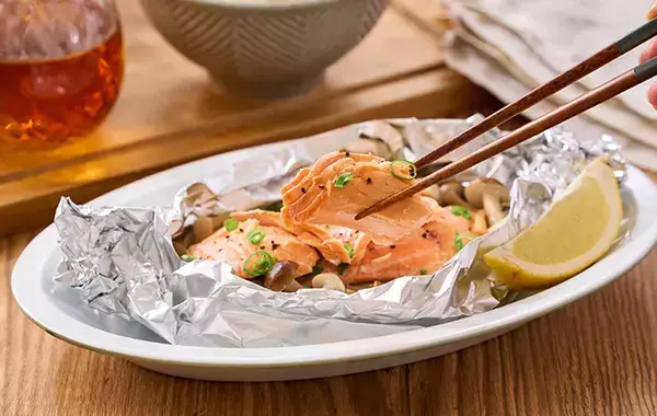 焼くとパサパサになる『秋鮭』　水産のプロが教えるしっとりおいしく焼く裏技