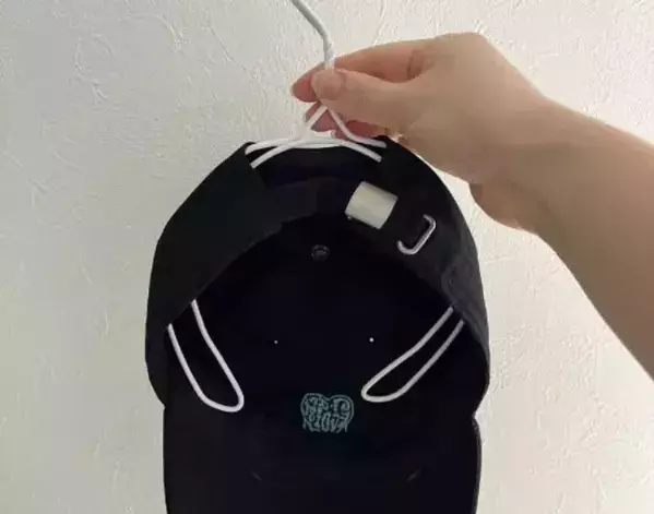 針金ハンガー、服には使いません！　両端を曲げるだけの思わぬ使い道が、こちら