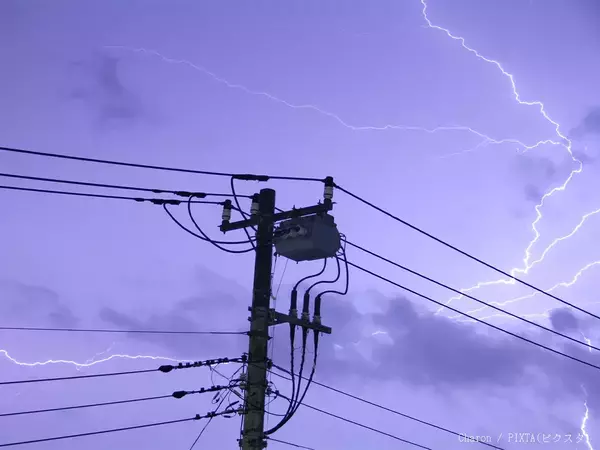 落雷で停電したら、電源は抜く？抜かない？　「正しい対処法」を東京電力パワーグリッドに聞いた