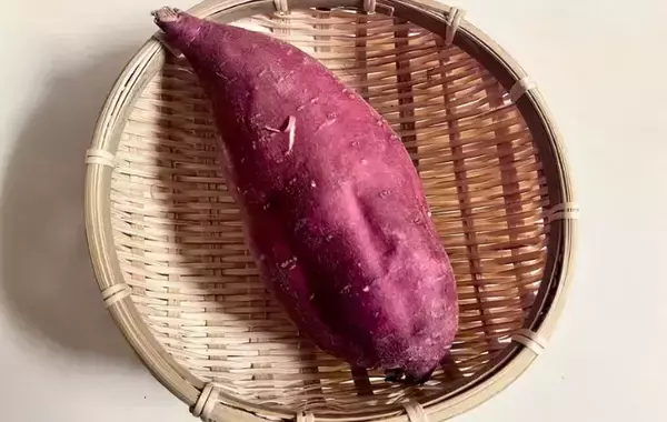 サツマイモと鶏モモ肉を炒めて…　ご飯がすすむ簡単おかずに、子供「もっと食べたい」