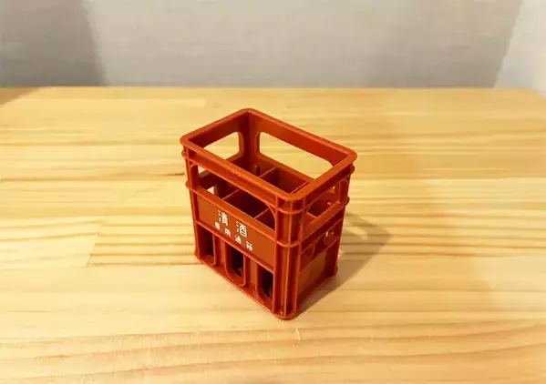 100均の『ミニ一升瓶ケース』を洗面所に置く発想の勝利　じゃない使い方が正解だった！【活用3選】