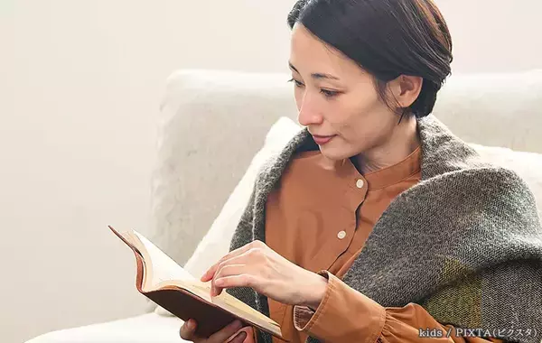 本は『縦置き』『平積み』どっちがいい？　ブックオフに聞く傷めにくい収納のコツ