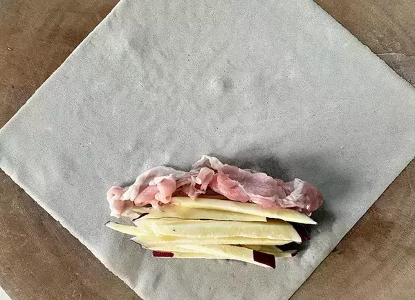 細切りのサツマイモを巻いてみて　春巻きのレシピに「あっという間に食べた」