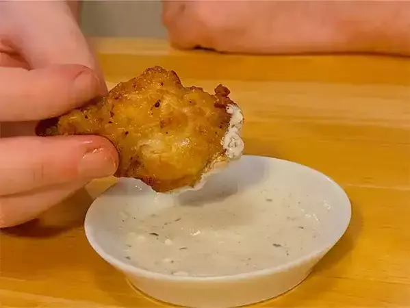 マヨネーズを『大さじ1杯』使って！　アメリカで定番のドレッシングを作る方法