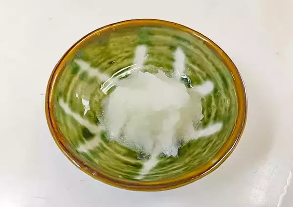 サンマをフライパンで焼く時、油は引いた方がいい？　ニオイを押さえる「焼き方のコツ」