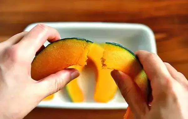カボチャを焼く時、サラダ油？バター？　管理栄養士が教える！コクがアップする焼き方