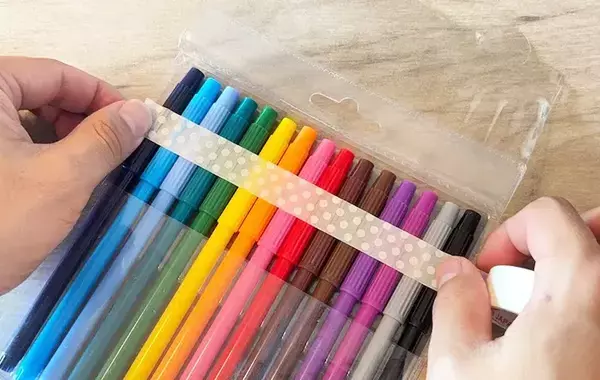 15本のペンに『マスキングテープ』を貼って切ると？　完成したモノに「プチストレス減った！」