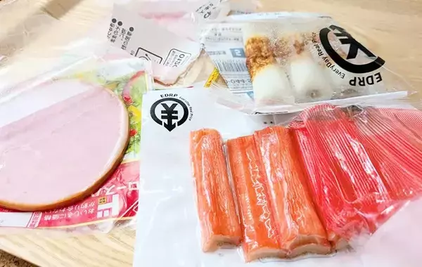 ダイソーで買った『ハム＆ベーコンキーパー』が便利！　思わぬ収納ワザに「もっとほしい」