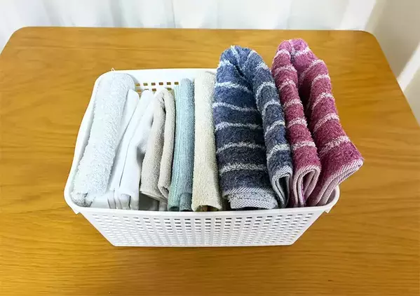 『短いつっぱり棒』はバスケットに使うのが正解　かゆいところに手が届く収納ライフハック