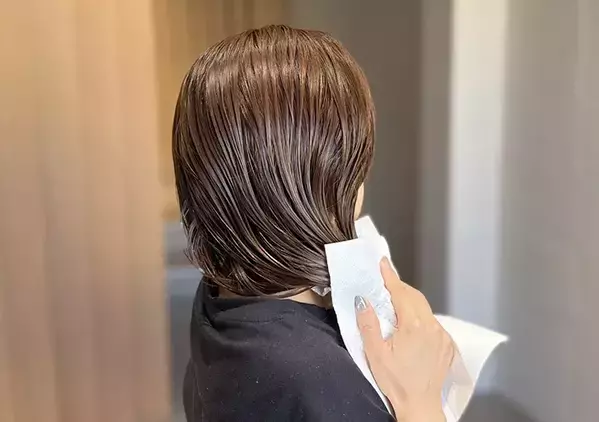 風呂あがりに『キッチンペーパー』を使うと？　日常の面倒を解消するテク