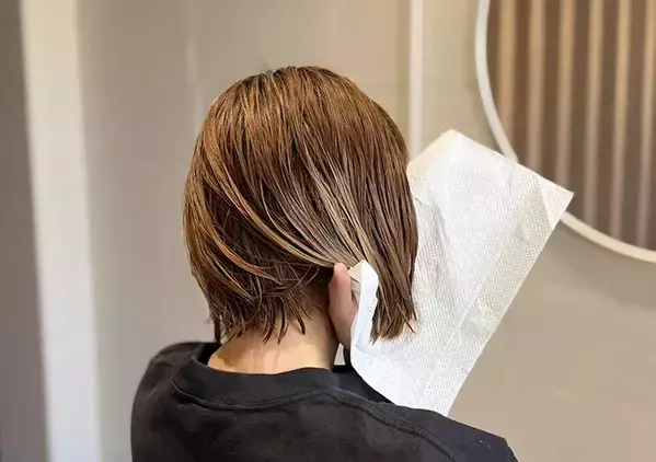 風呂あがりに『キッチンペーパー』を使うと？　日常の面倒を解消するテク