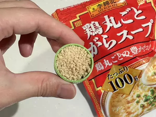 ペットボトルのキャップで『大さじ1杯』が量れる！　キッチンで便利な再利用ワザ【2選】