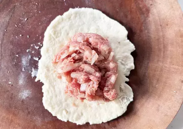 ホットケーキミックス生地に肉だねを…『肉まん』に子供が大喜び「もう1つ食べたい」
