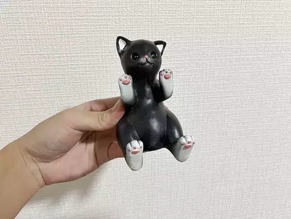 ダイソーの『動物ホルダー』を置くだけで？　キッチンの悩みが解決する活用術【3選】