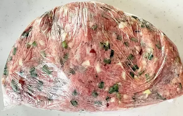 「餃子の皮を使わない」　30分短縮する作り方に「ラクでおいしい」「こっちのほうが好き」
