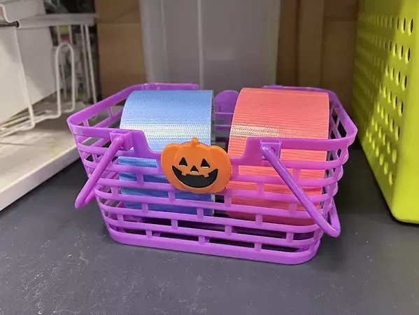 セリアの『ハロウィンバスケット』が便利！　お菓子だけじゃない収納活用術【3選】