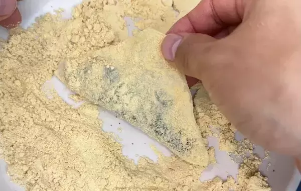 餃子の皮を『30秒』　ゆでて作る簡単おやつに「焼くより好きかも」「モチモチ」