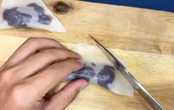 餃子の皮を『30秒』　ゆでて作る簡単おやつに「焼くより好きかも」「モチモチ」