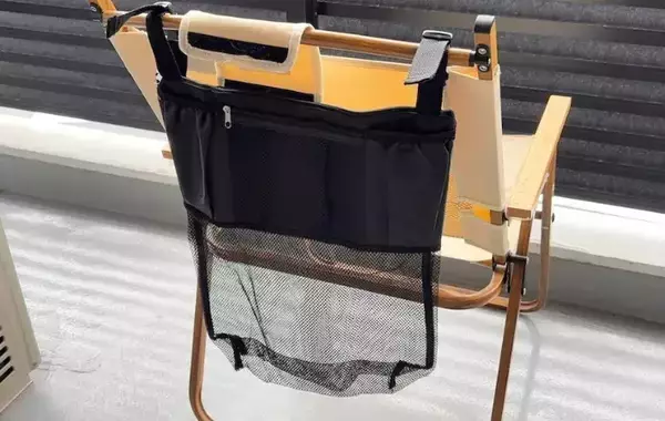 ダイソーで買った「メッシュの万能バッグ」が優秀！　【5分】で洗面所が片づく活用法