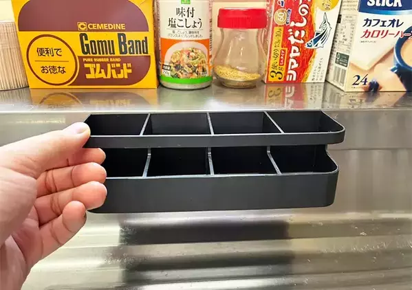 マグネット傘立てを『調理台』に貼ると意外な結果に　思わぬ「じゃない使い方」が想像以上