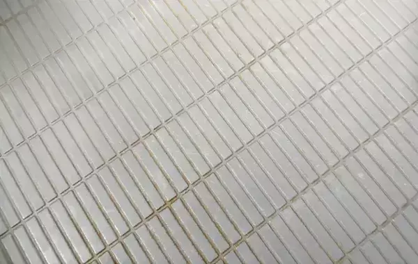 ダイソーで見つけた『掃除用ブラシ』　磁石がついているので？「これは便利」