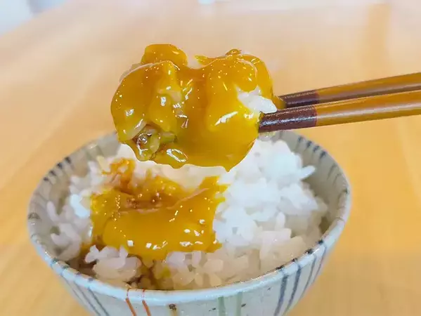 生卵がなくても大丈夫！『1プッシュ』でいつでも「卵かけご飯」が食べられる