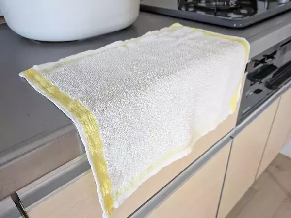 食器用ふきん、こんな使い方してない？　実はNGな習慣3つ【洗濯のプロ解説】