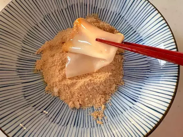 余った餃子の皮をゆでて… 5分で作れる『おやつ』が「モチモチでおいしい！」