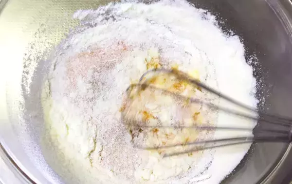 卵液に『大さじ2杯』混ぜると「フワフワでおいしい！」　牛乳の代わりに？