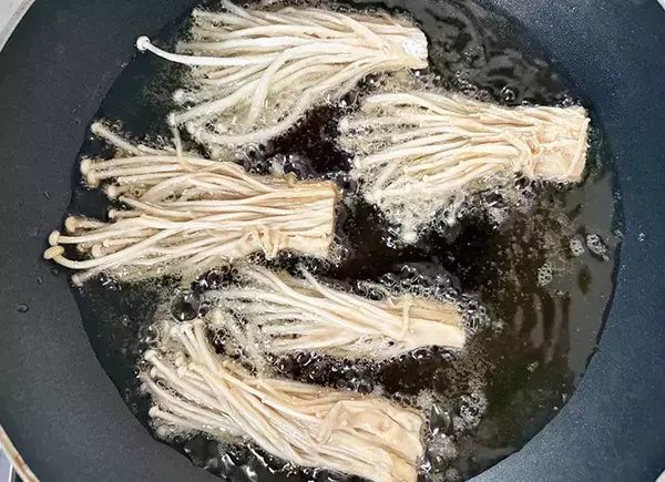 エノキのから揚げが大好評　『大さじ3杯』の味つけで「もっと食べたい！」