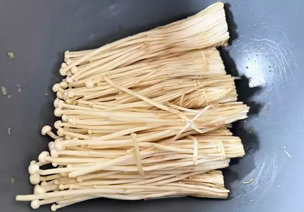 エノキのから揚げが大好評　『大さじ3杯』の味つけで「もっと食べたい！」