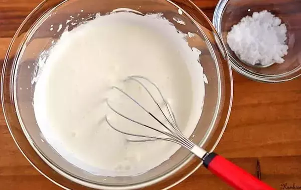 玉子焼き器に薄く生地を広げて…　重ねて作る簡単おやつが「お店みたい」【管理栄養士のレシピ】