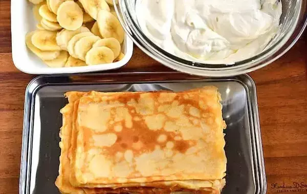 玉子焼き器に薄く生地を広げて…　重ねて作る簡単おやつが「お店みたい」【管理栄養士のレシピ】