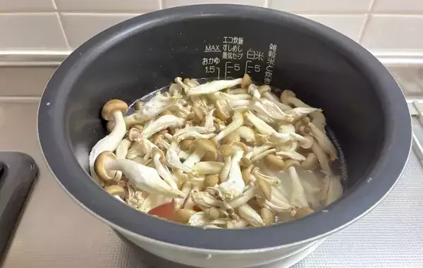 米3合に『大さじ6杯』入れて　鮭としめじの一杯が「本格的なおいしさ」「子供に好評」