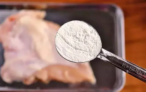 安い鶏むね肉に『大さじ1杯』まぶしてみて！　しっとり柔らかくなって「弁当に入れたい」【管理栄養士のレシピ】