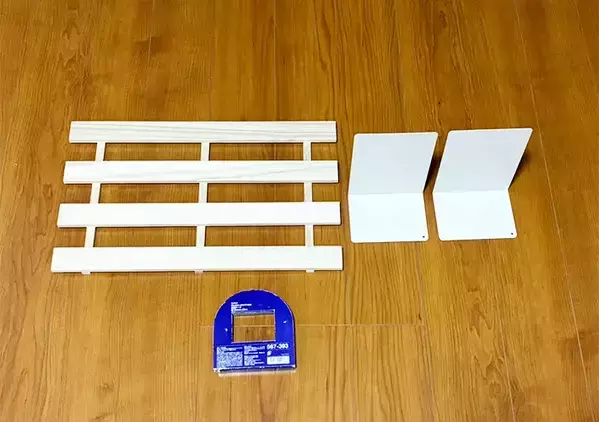 100均のすのこを『トイレの壁際』に置くと生活感がすっきり　目隠しパーテーションが【3分】で作れた