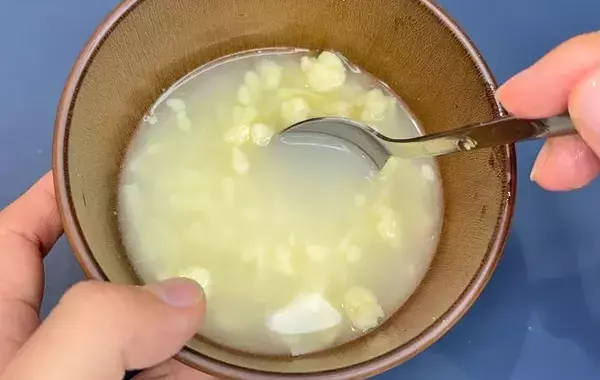 チーズを『水』に浸してみて　チーズトーストが劇的に変わる裏ワザ