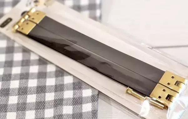 巾着袋が「片手で開くポーチ」に変身！　『セリア』のアイテムを使ったリメイク術