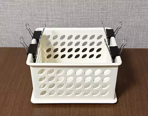マスキングテープは『割り箸』に通すのがオススメ！　1分で完成した「見せる収納」とは