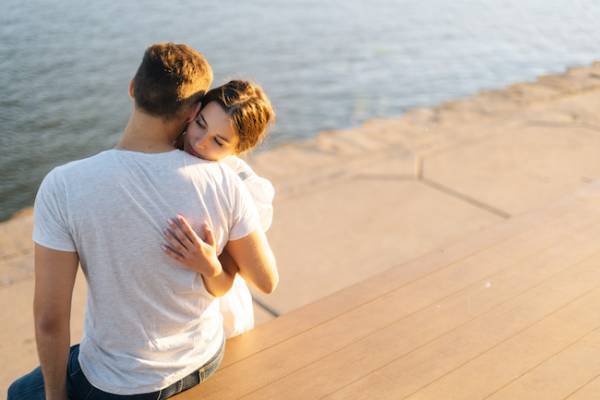 これは愛されてる証拠です♡男性が見せる最上級の溺愛態度3選