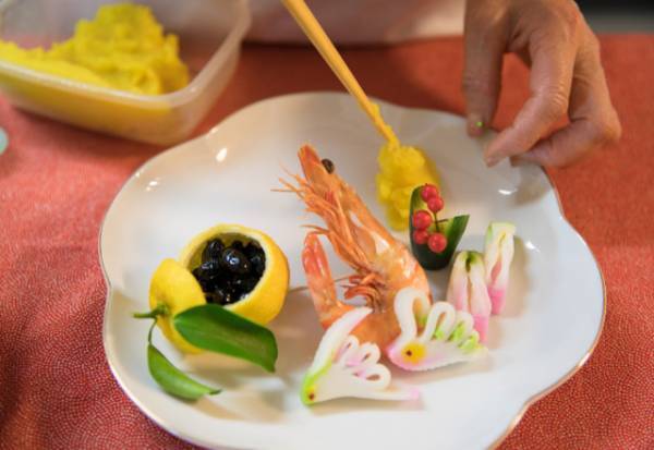 義実家でのお正月『1家族1品は手料理でね』義母からの依頼に応えると…⇒笑顔の裏に【信じられない嫁いびり】が待っていた！？