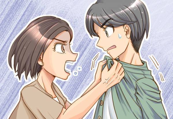 【混雑したバスに臨月で乗車】なかなか座れずにいると…⇒他の妊婦さんが“席を譲らない”自分の夫に大激怒！？