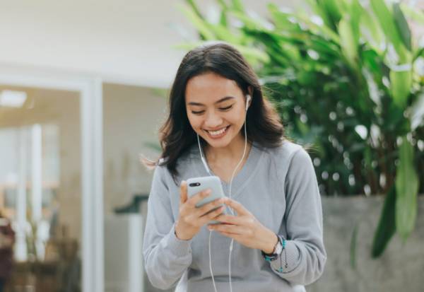 彼からの返信を引き出す！男性が思わずLINEを返したくなる魔法のフレーズ3選