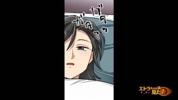 深夜の自宅で『外の足音』に違和感。1ヶ月放置していると…「ガタガタ…ガチャ！」不審な物音が！？扉に映る”怪しい影”にゾッ…【漫画】