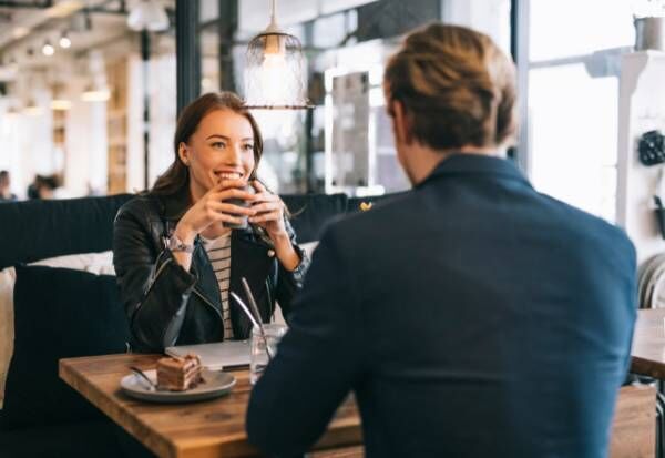 会話が苦手でも大丈夫！「リアクション美人」になる方法って？