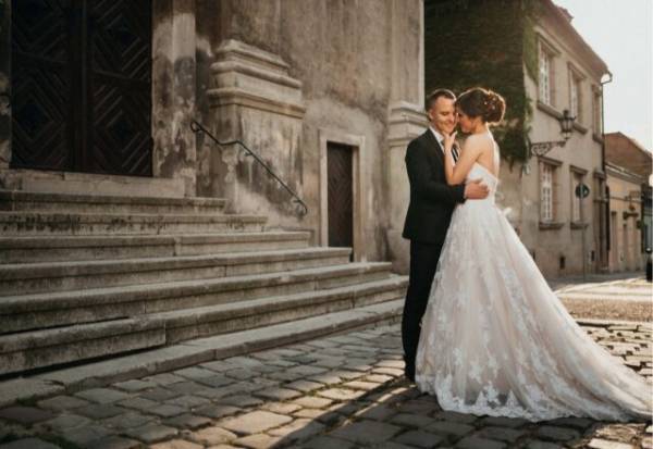 「一生を共にしたい」男性が【結婚】を意識する瞬間とは？